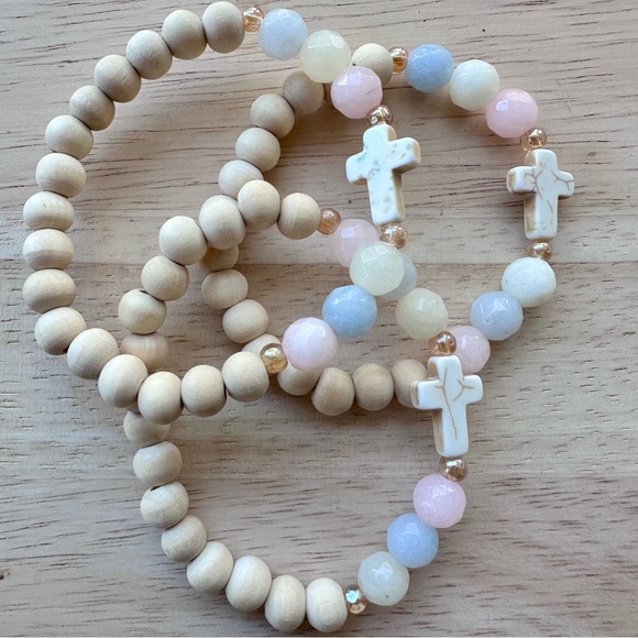 *sold out* Simply Swank Bracelet - 7” Stretchy, Raw Wood & Quartz - Picture 1 of 7